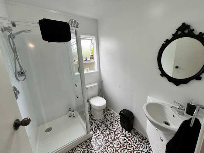 Elmer's room