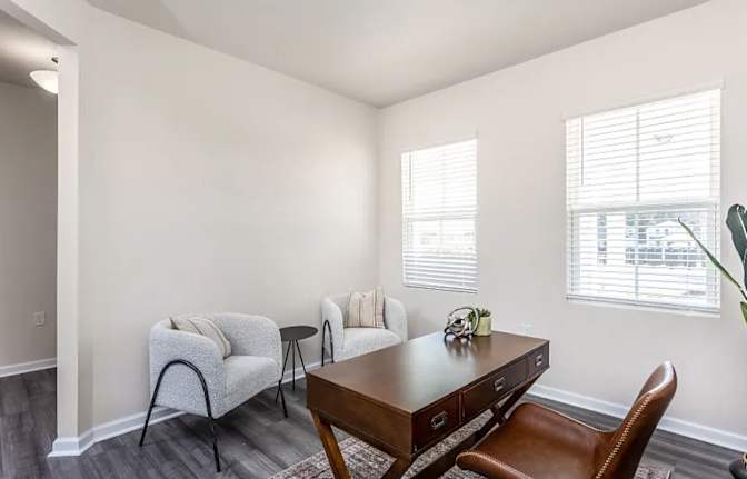 Alcove Rooms's room