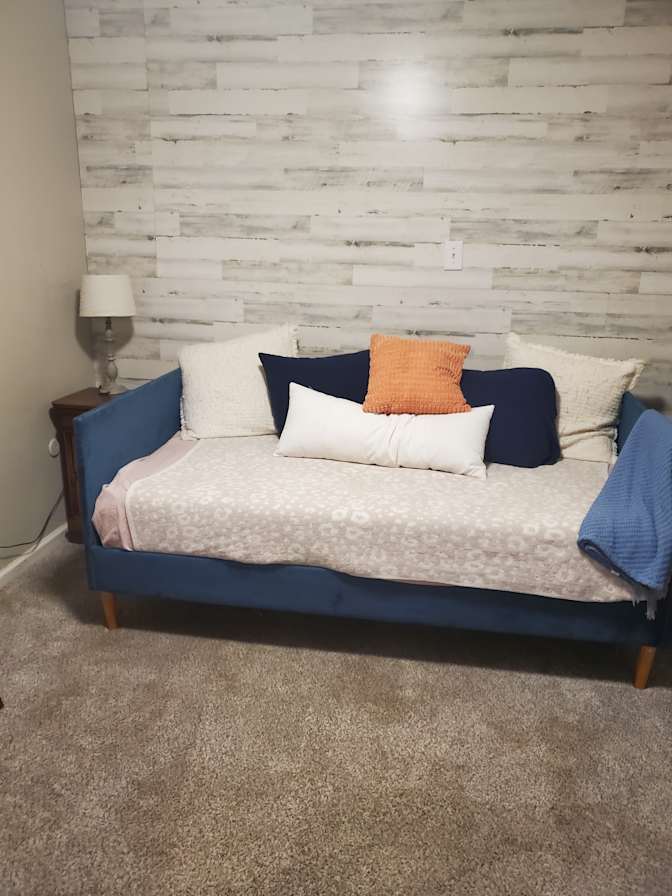 Andrea's room