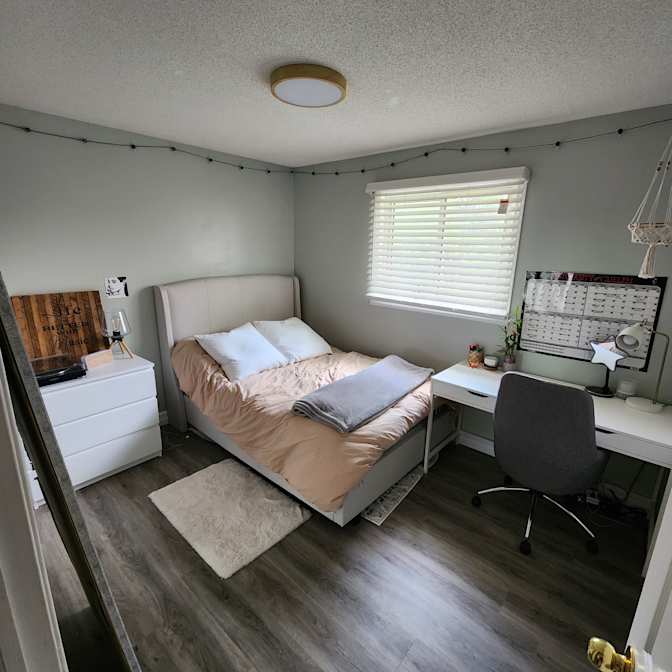 Emma's room