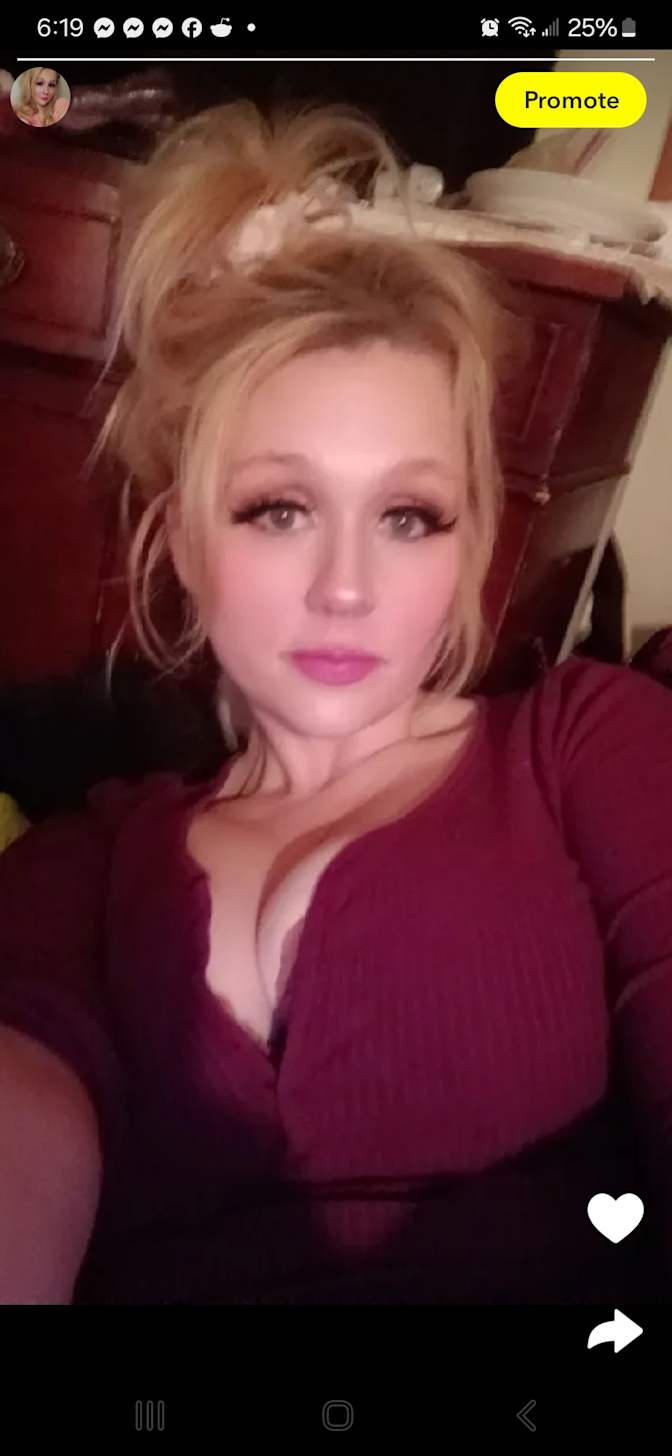 Courtney's room