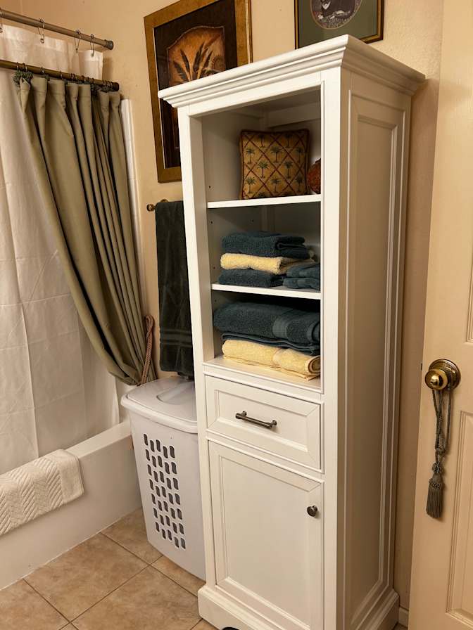 Gloria Castle's room