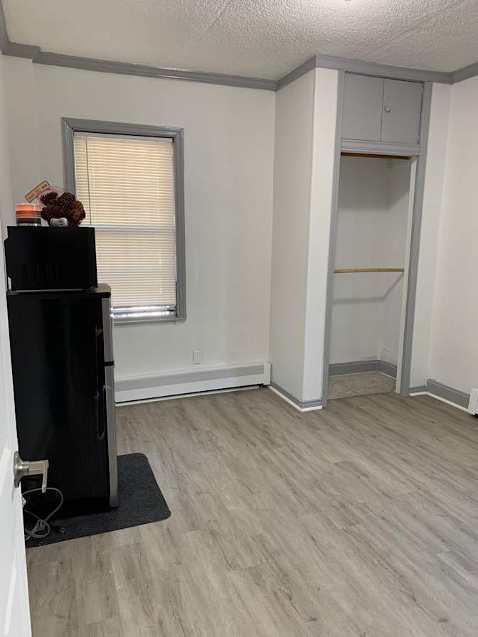 Studio's room