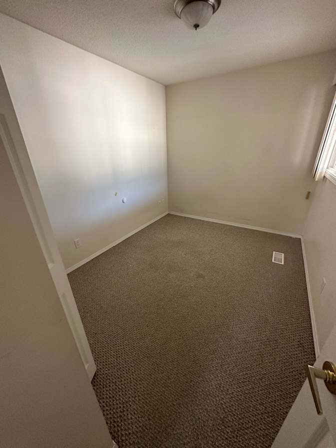 Frank samnani's room