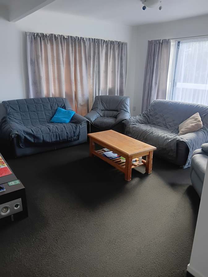 stefan davis's room