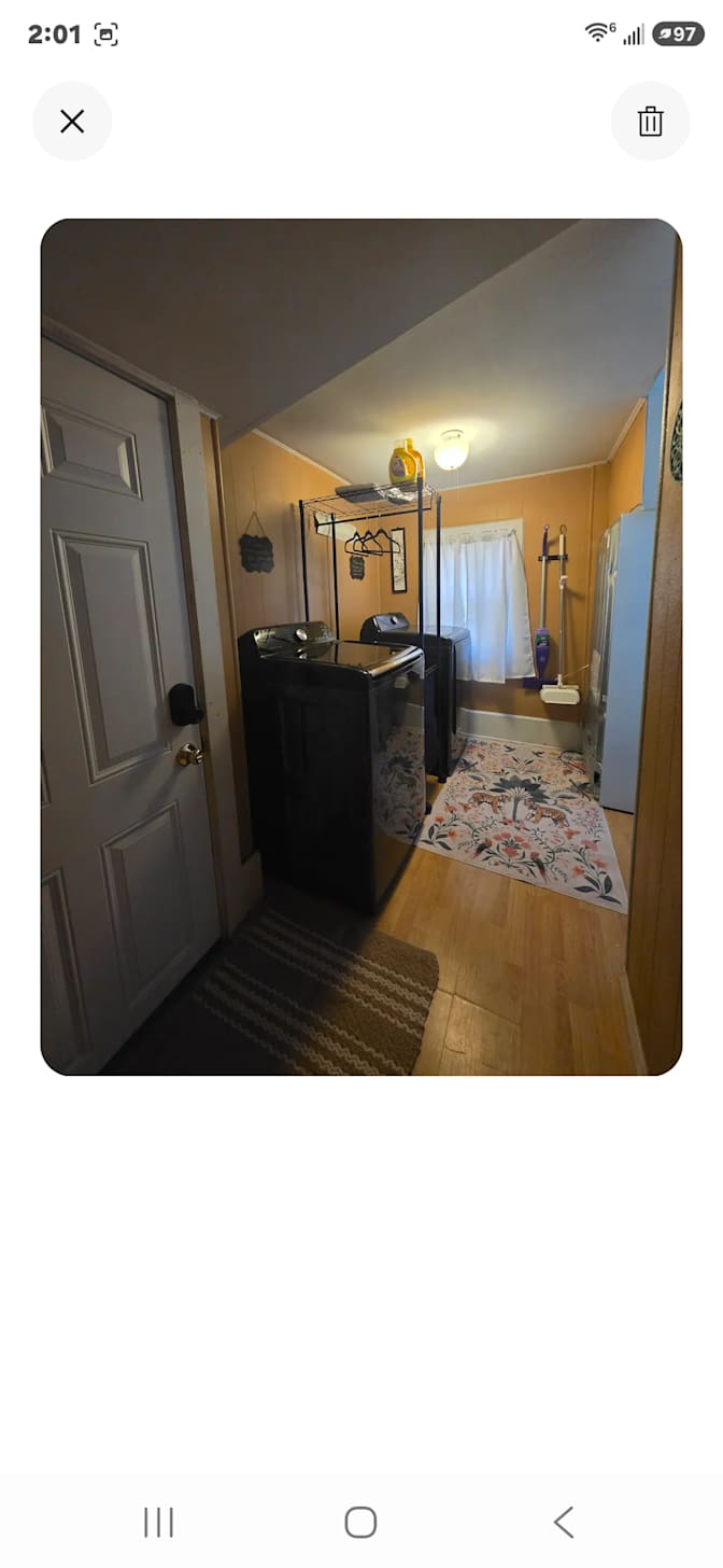 April Kathleen Hille's room