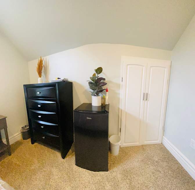 GiGi's room