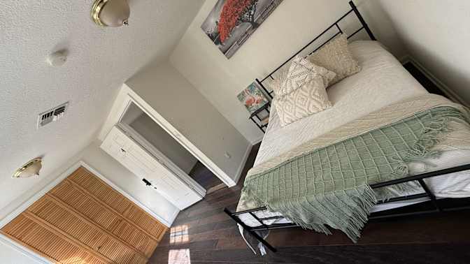 PadSplit's room
