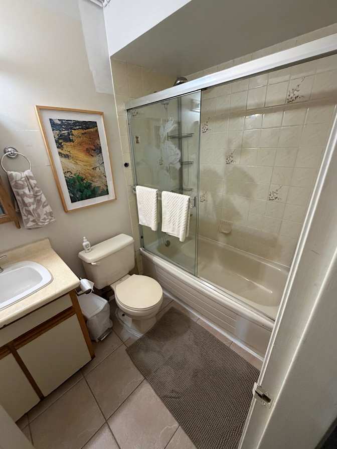 Rodolfo Contreras's room