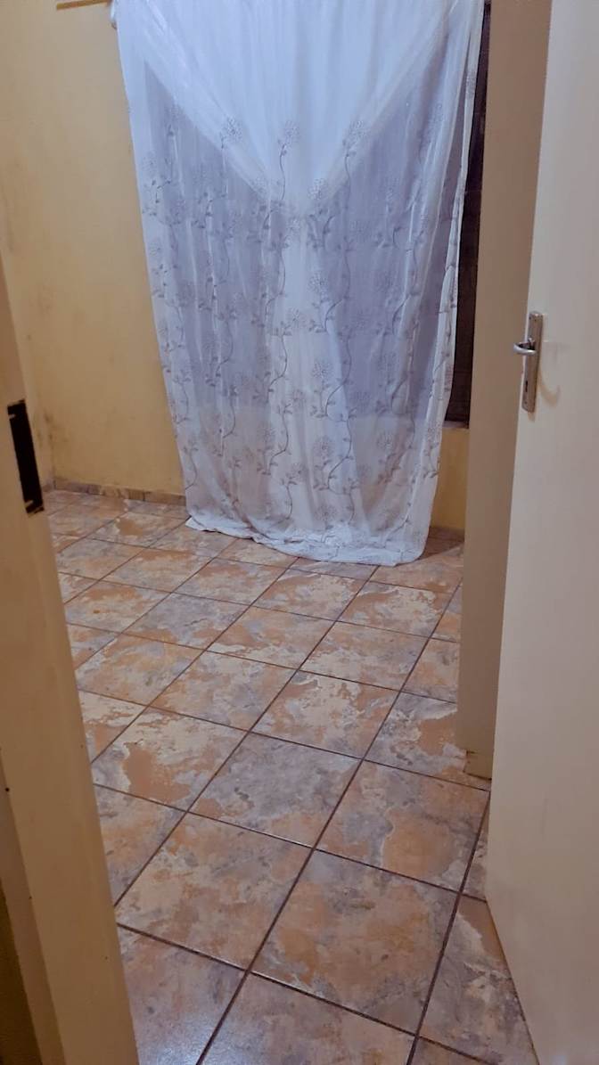 Victoria's room