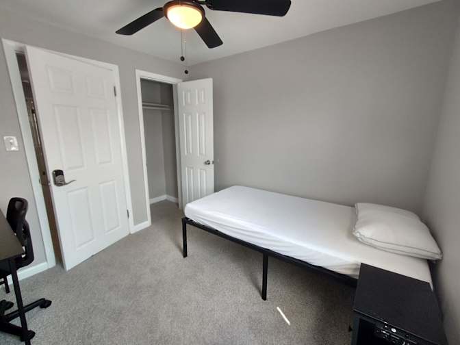 PadSplit's room
