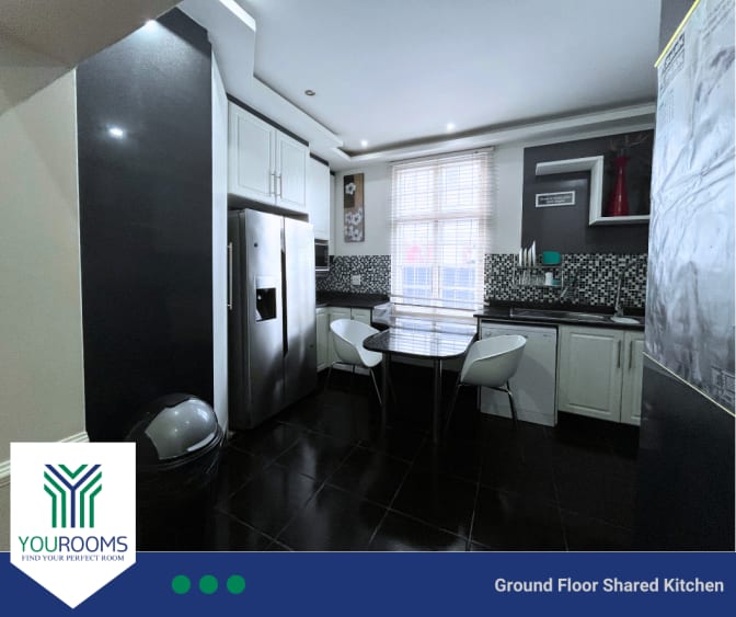 YouRooms's room