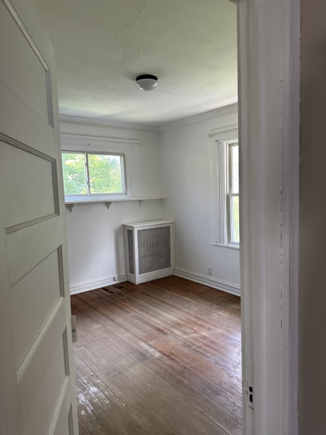 Lisa's room