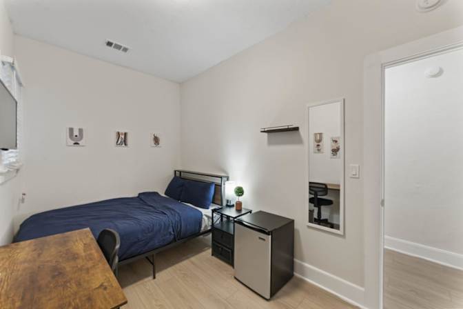 PadSplit's room