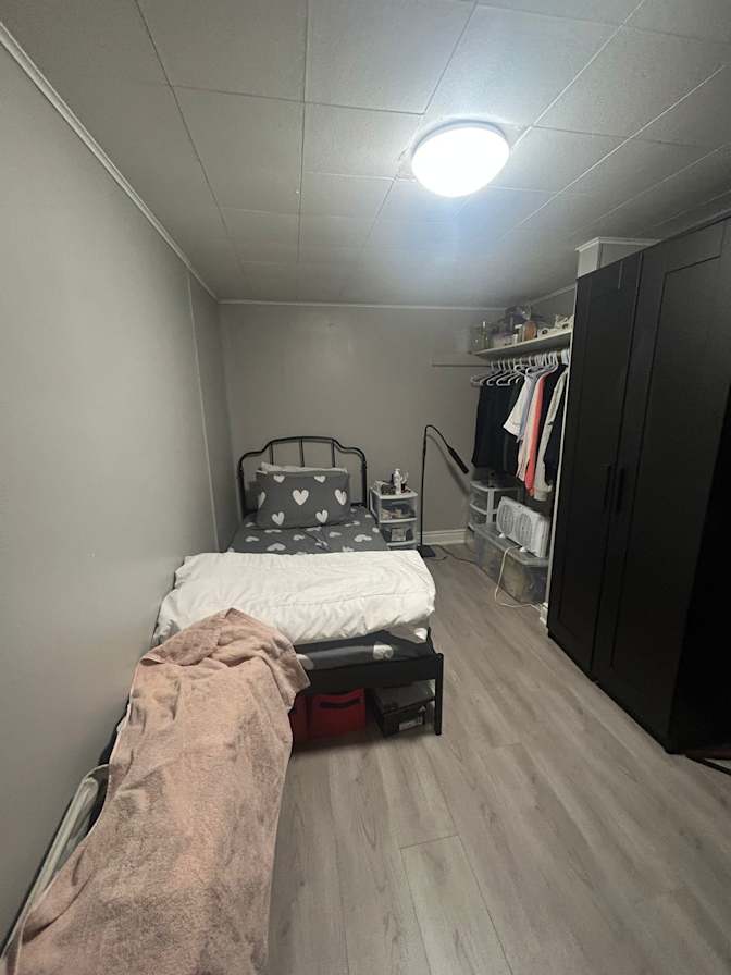 M's room