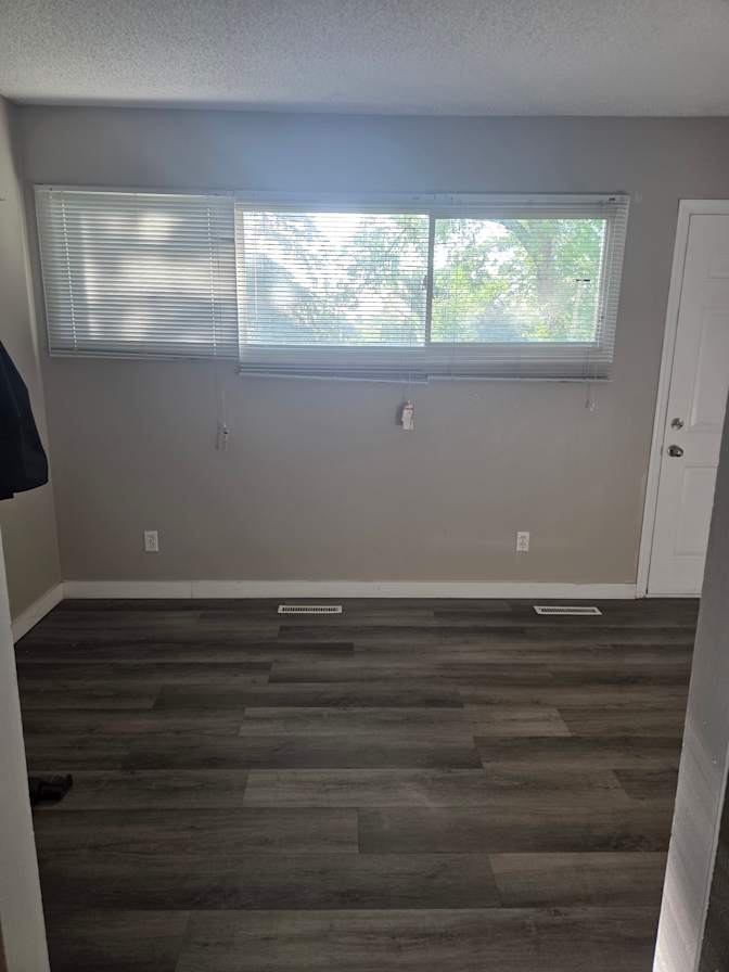 North Edmonton - Photo 13