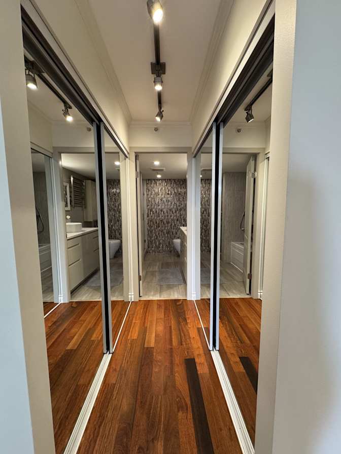 Van House's room