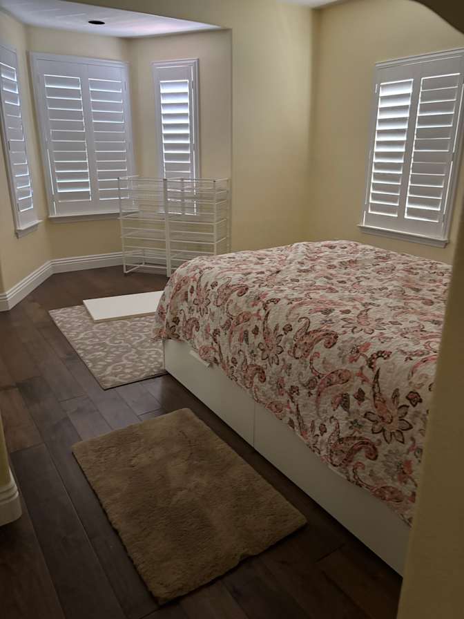 Elveen's room