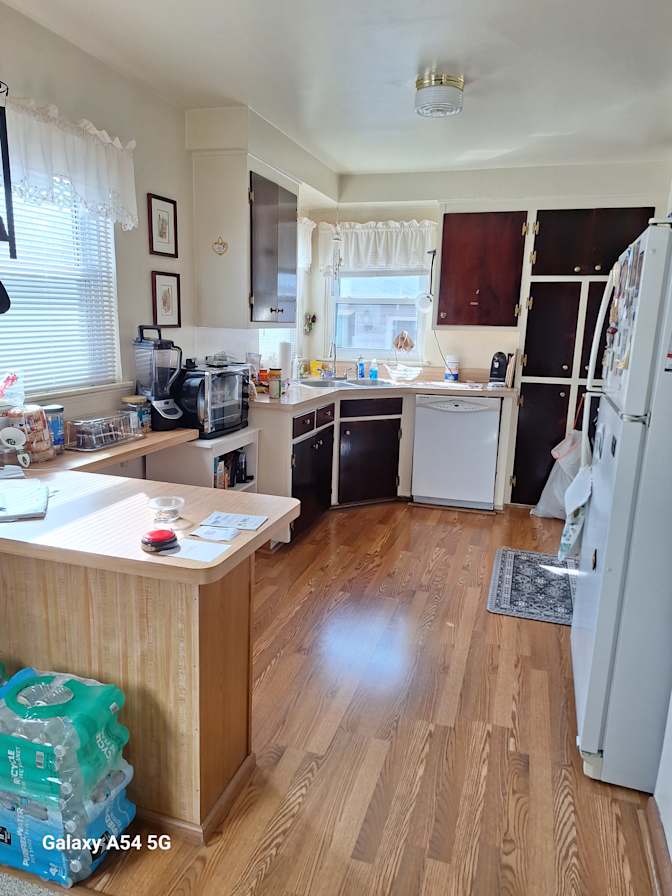 Linda's room