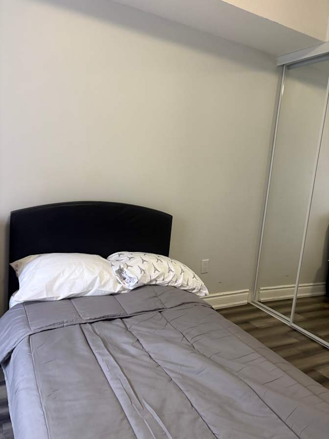 Tony Rose's room