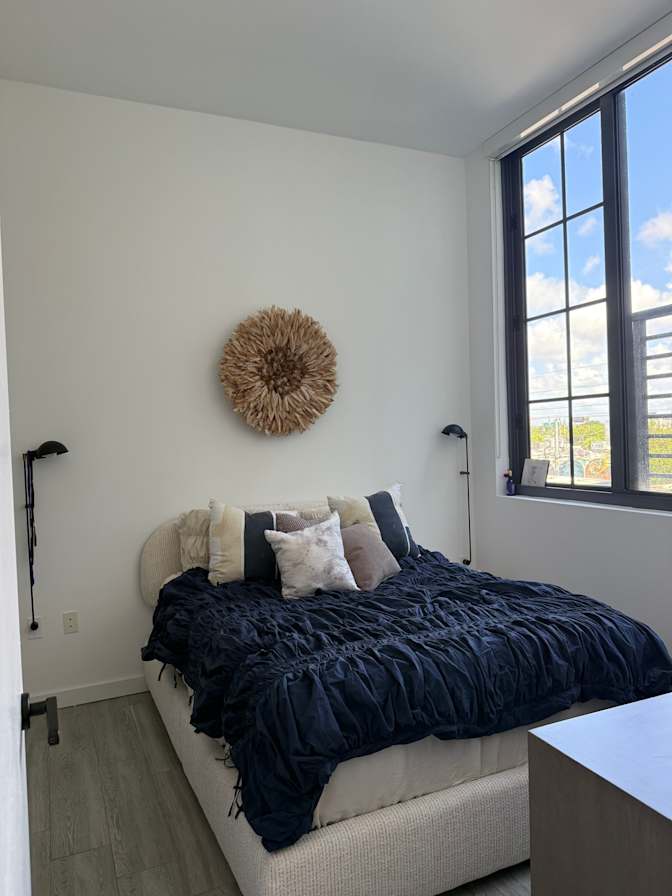 Liv's room
