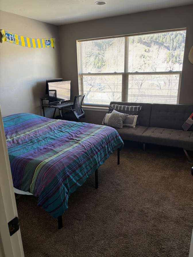 Ron Alexus's room