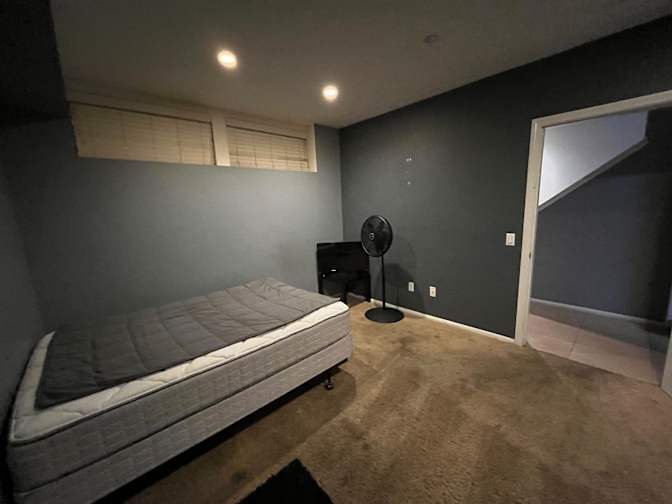 Warren's room