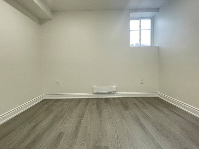 Alexis's room
