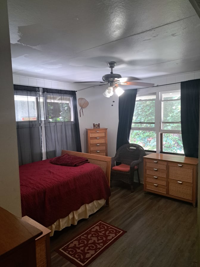 Kahu Lynn's room