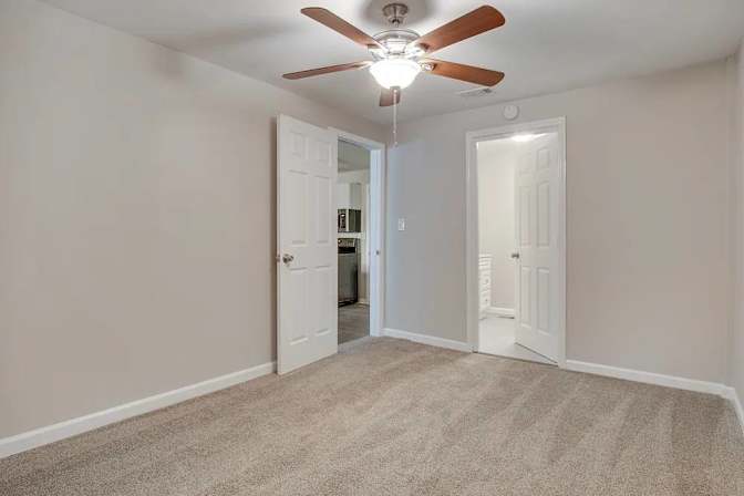 Luis's room