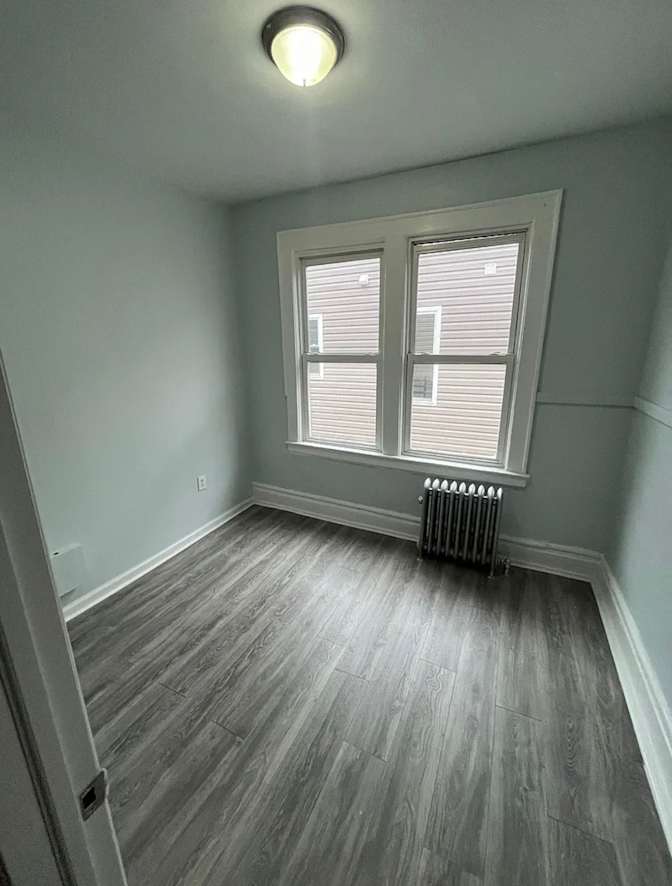 essence's room