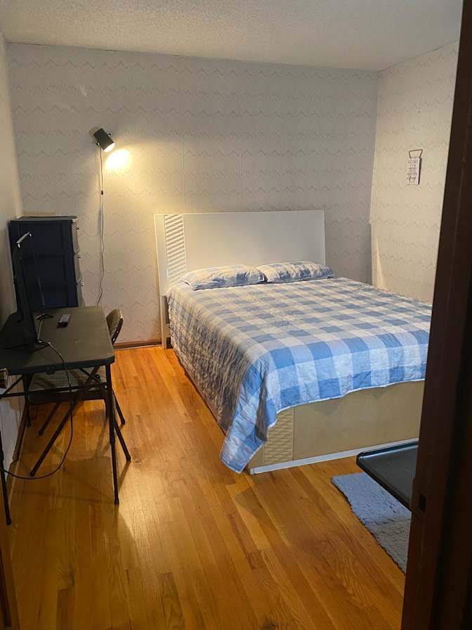 Gloria's room