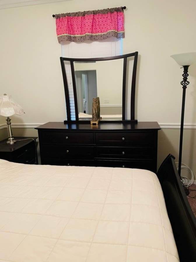 Valencia's room