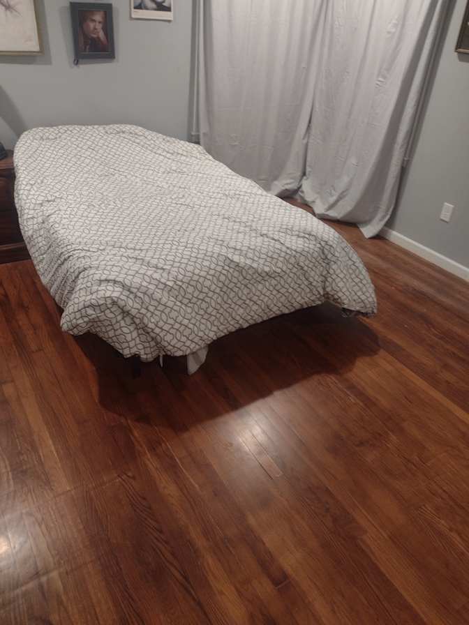 Larry Morton's room