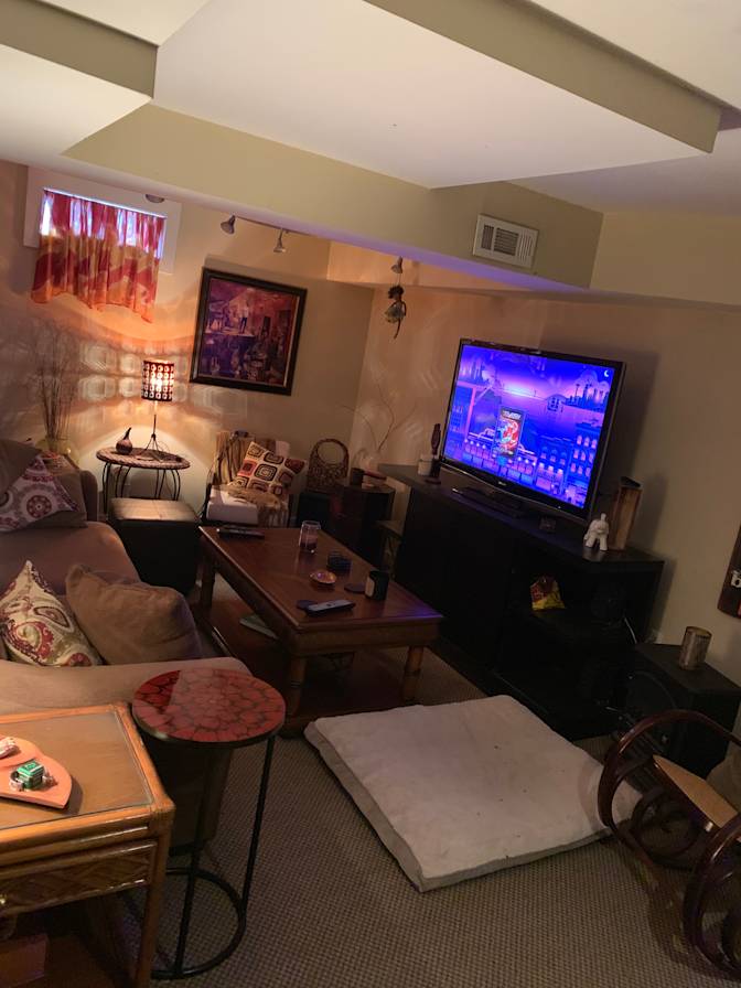 Donovan's room