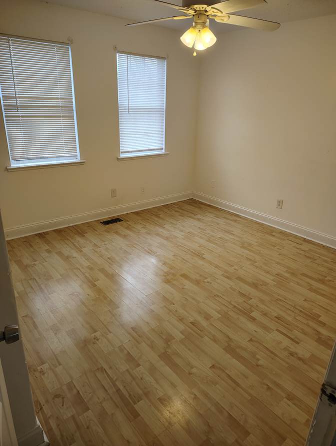Chuzzlevit Redding's room