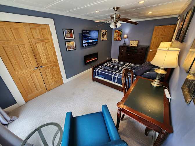 wdrinshed's room