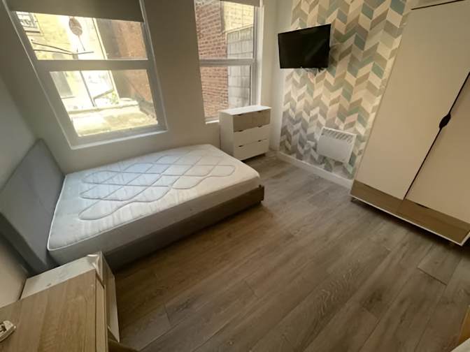 Divine's room