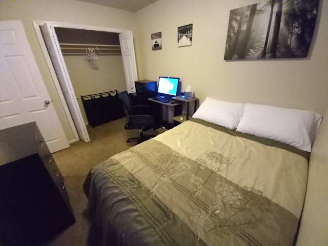 Ron's room