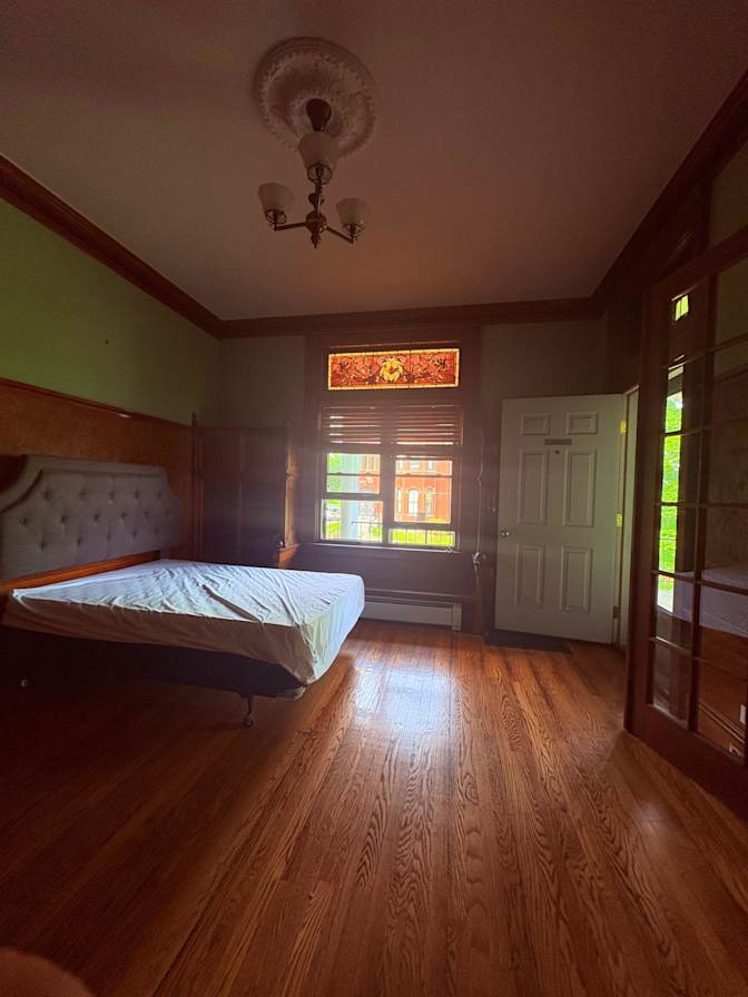 Guilhermo Plada's room