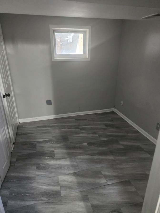 GUY ODODI's room