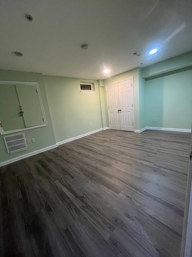 Trang Nguyen's room