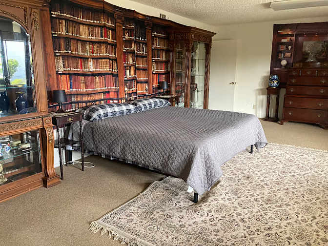 Veronica's room