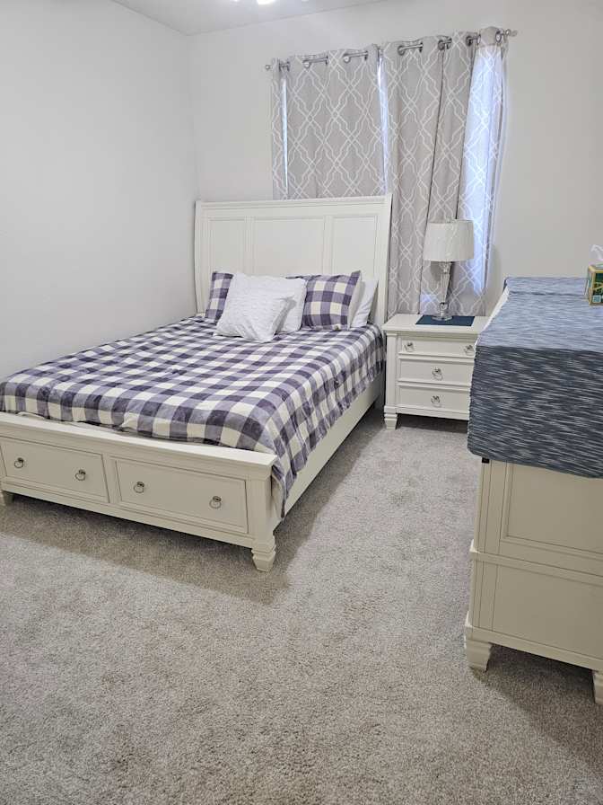 Room in North Natomas's room