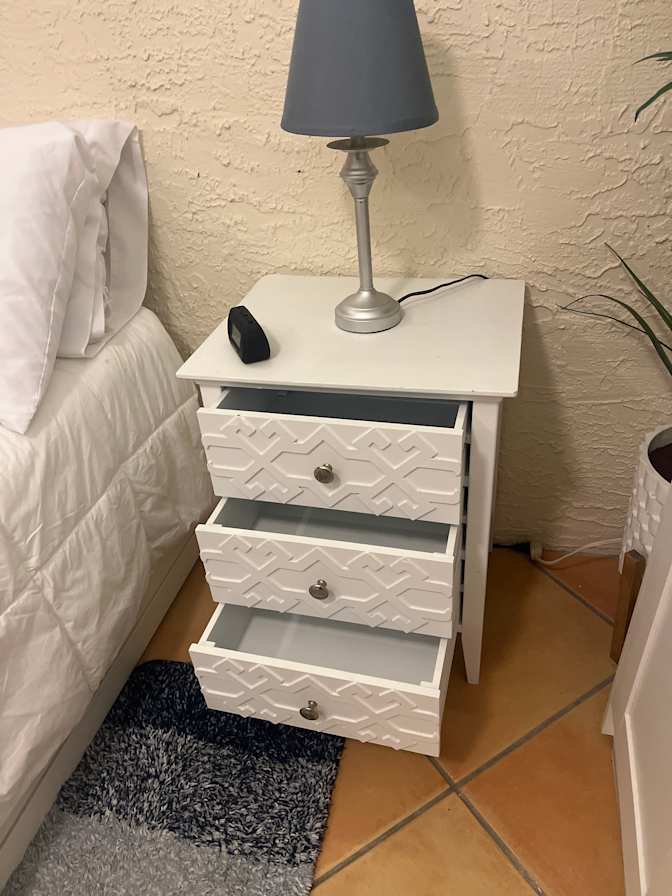 Amy B Amodeo's room
