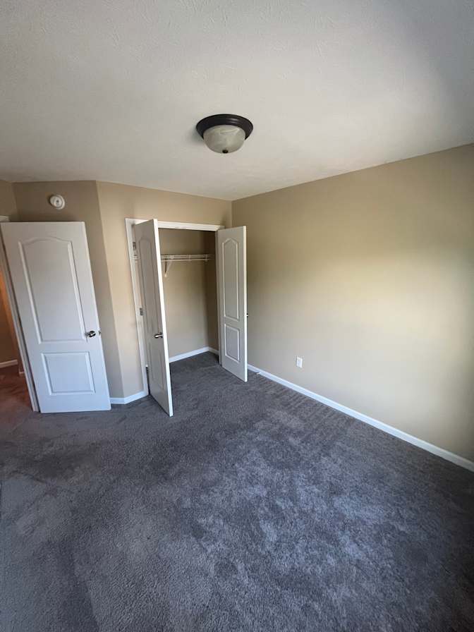 Everett's room