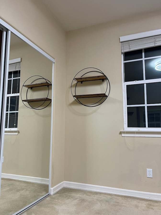 Sandy's room