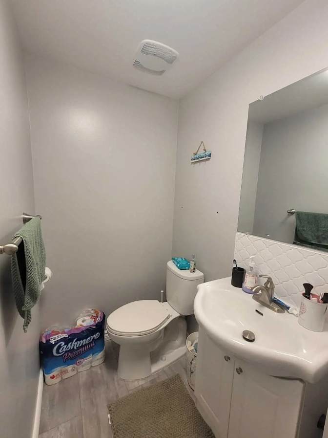 Thomas's room