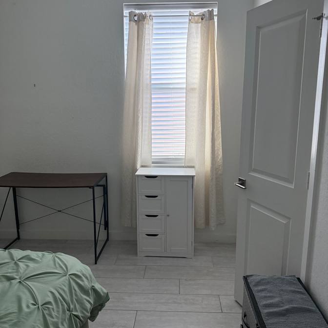 Jenny's room
