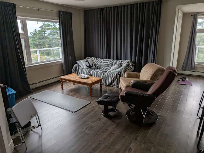 Hans's room